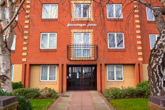 1 Bedroom Flat To Rent In Homesteyne House, - Broadwater Road, BN14