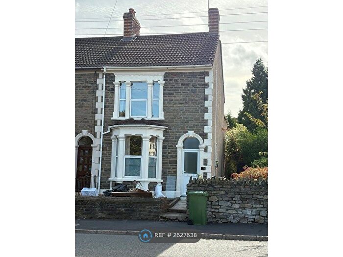 2 Bedroom Semi-Detached House To Rent In New Cheltenham Road, Bristol, BS15