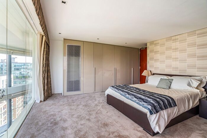 6 Bedroom Flat For Sale In Hermitage Street, London, W2