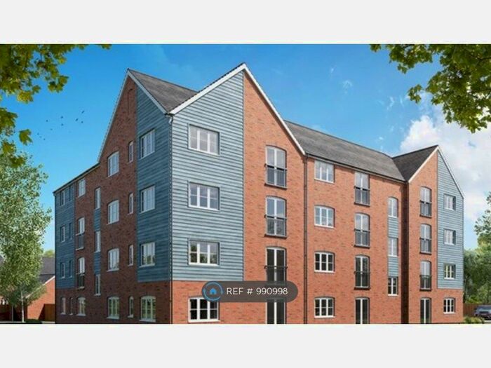 2 Bedroom Flat To Rent In Steel Avenue, West Bromwich B70