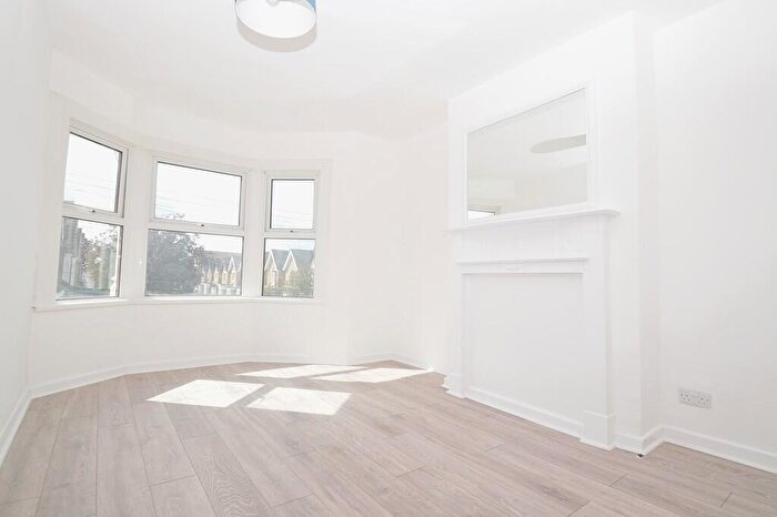 2 Bedroom Apartment To Rent In Abbey Terrace, London, SE2