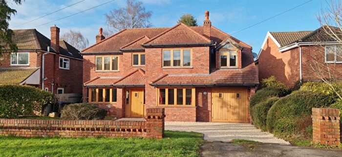 5 Bedroom Detached House For Sale In Offchurch Lane, Radford Semele, Leamington Spa, CV31
