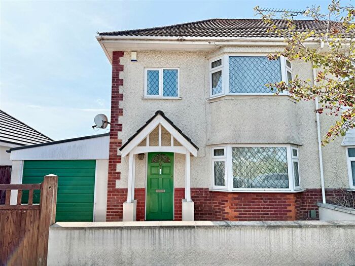 3 Bedroom Semi Detached House For Sale In Russel Road, Kinson, BH10