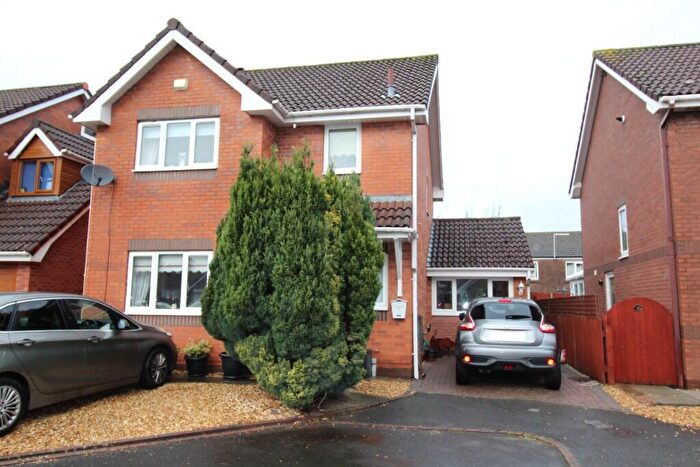 3 Bedroom Detached House For Sale In Lansborough Close, Leyland, Lancashire, PR25