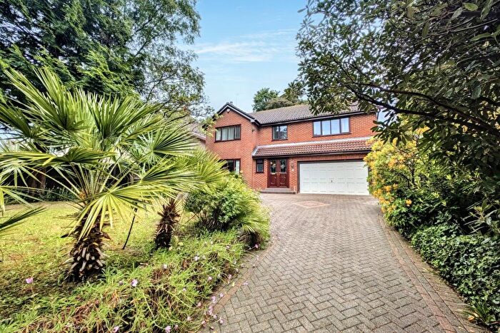 5 Bedroom Detached House For Sale In Queens Park Avenue, BH8