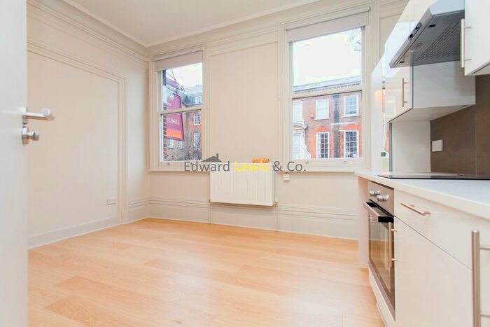Studio To Rent In Stoke Newington High Street, London, N16