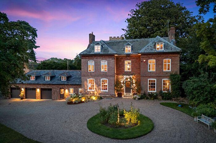 6 Bedroom Country House For Sale In Burton Overy, Leicestershire, LE8