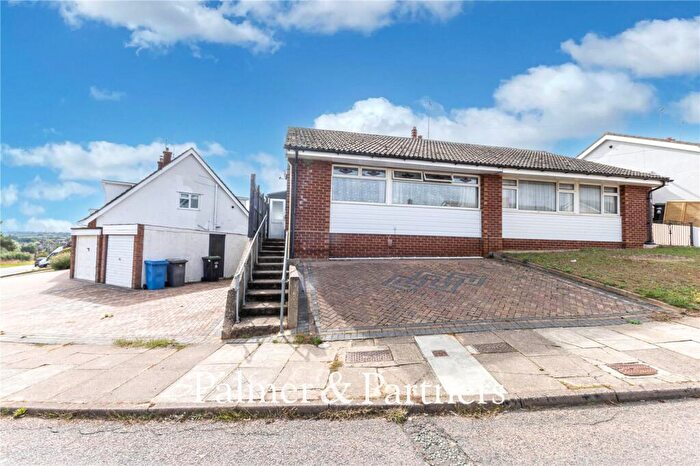 2 Bedroom Bungalow For Sale In Janebrook Road, Ipswich, Suffolk, IP2