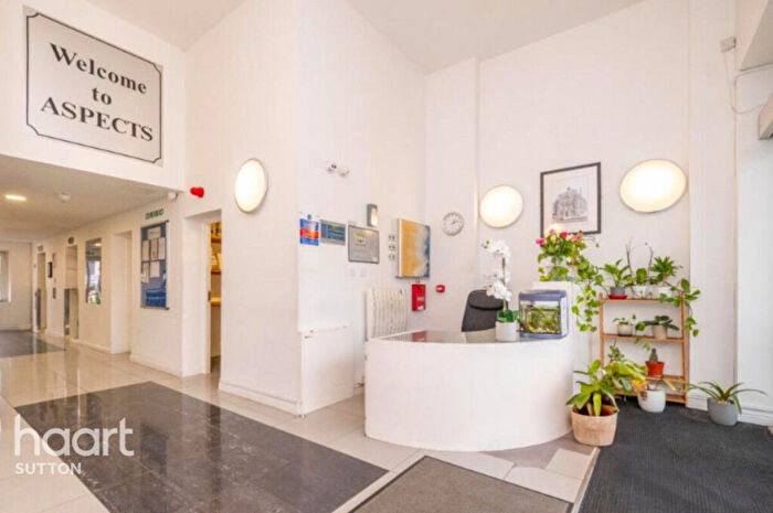 1 Bedroom Apartment For Sale In Throwley Way, Sutton, SM1