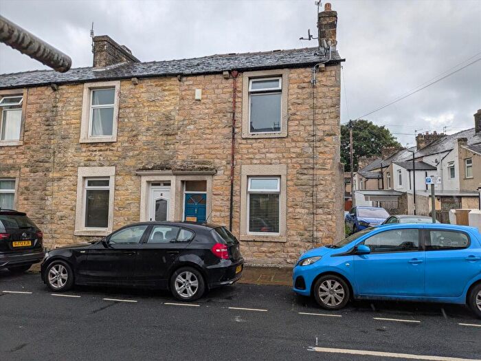 2 Bedroom House For Sale In Lord Street, Lancaster, LA1
