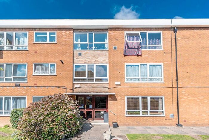 2 Bedroom Flat For Sale In Sheepcote Road, Harrow On The Hill, Harrow, HA1