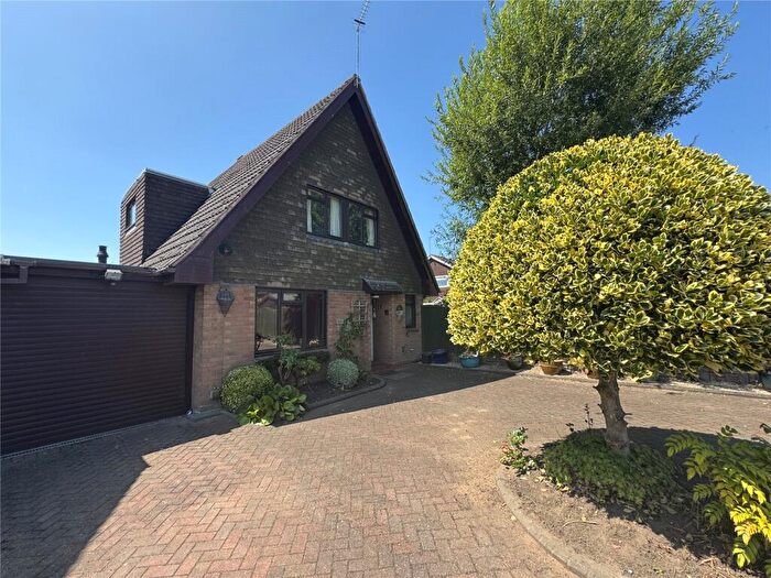 4 Bedroom Link Detached House For Sale In Lilac Grove, Stourport-on-Severn, Worcestershire, DY13