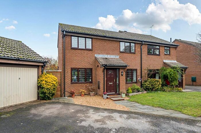 3 Bedroom Semi Detached House For Sale In Thirlstane Firs, Valley Park, Chandler's Ford, SO53