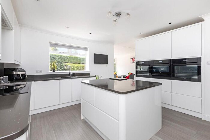 5 Bedroom Detached House For Sale In The Oaks, Rustington, BN16