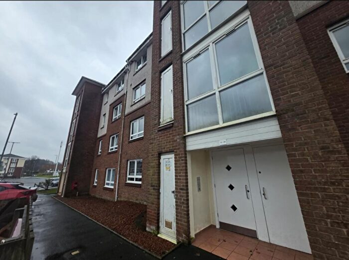 2 Bedroom Flat To Rent In Eaglesham Court, East Kilbride, G75