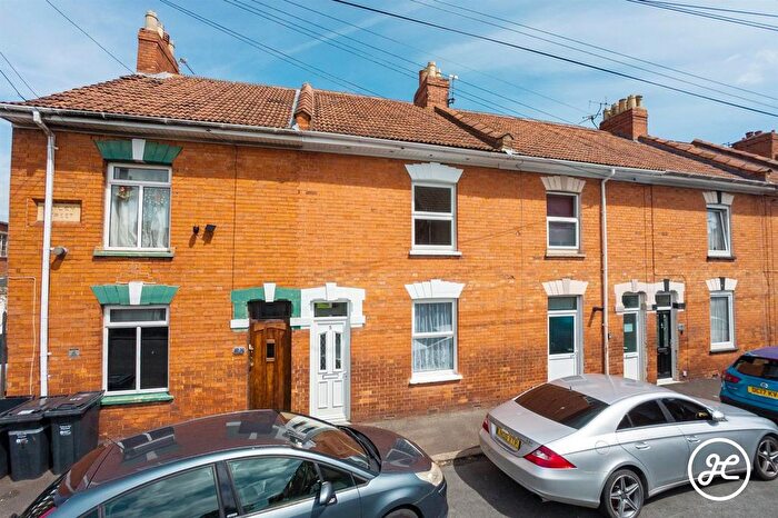 2 Bedroom Terraced House For Sale In Bailey Street, Bridgwater, TA6