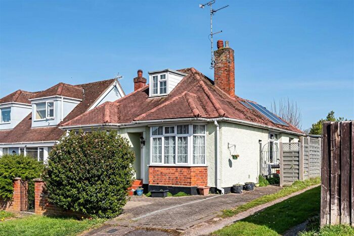 2 Bedroom Detached Bungalow For Sale In Kingsbridge Road, Bishop's Stortford, CM23