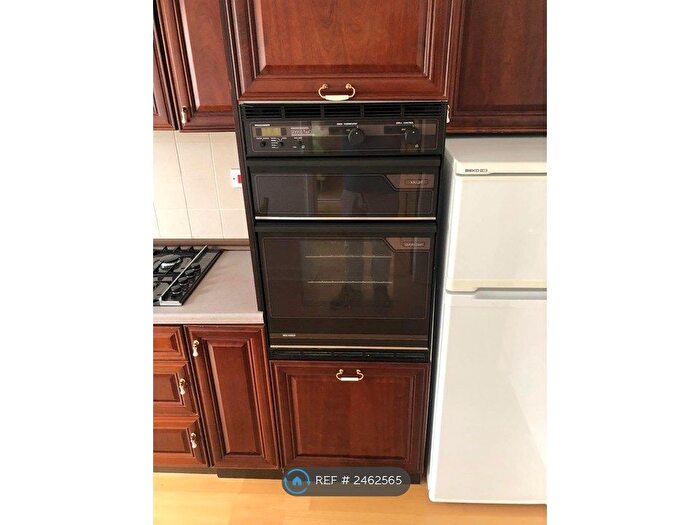 1 Bedroom Flat To Rent In Rosemount Buildings, Edinburgh, EH3