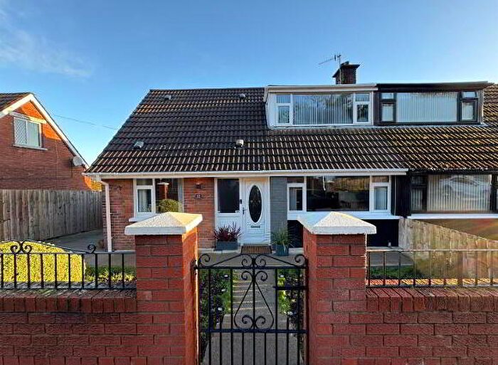 4 Bedroom Semi-Detached House For Sale In Pineview Gardens, Belfast, BT36