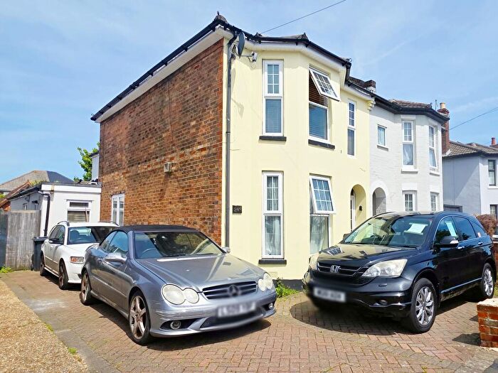 3 Bedroom Semi Detached House For Sale In Stewart Road, Charminster, Bournemouth, Dorset, BH8