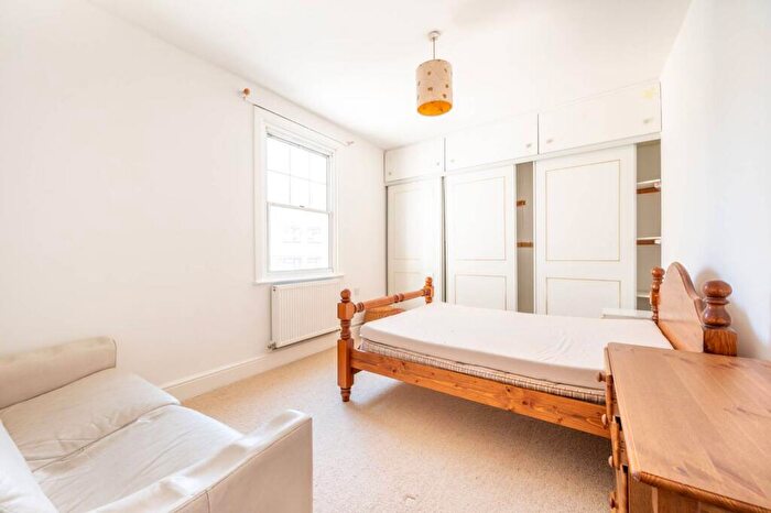 3 Bedroom House To Rent In Wise Road, Stratford, London, E15