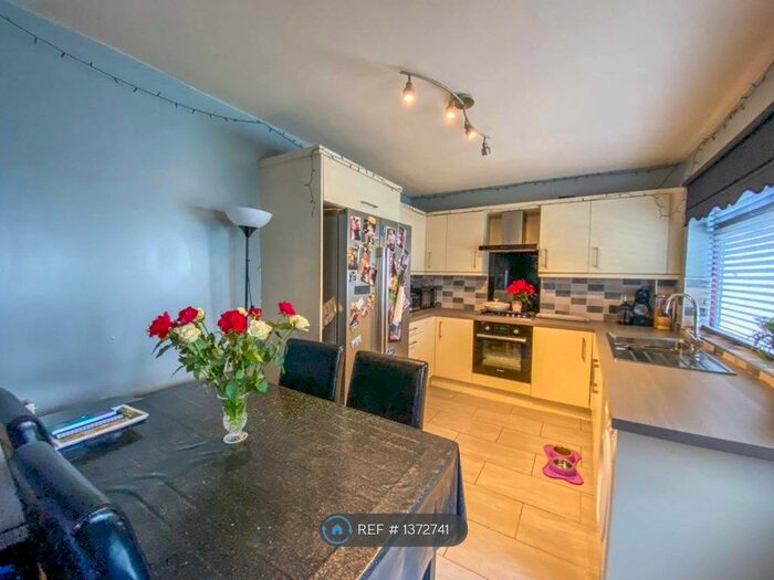 3 Bedroom Terraced House To Rent In Rosthwaite Road, Liverpool, L12