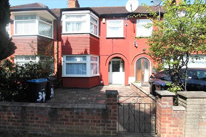 3 Bedroom House To Rent In Harington Terrace, Great Cambridge Road, London, N18