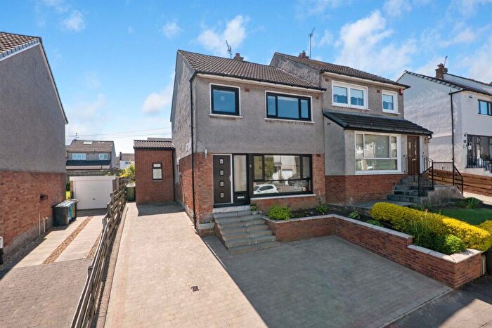 3 Bedroom Semi-Detached House For Sale In Kyle Drive, Giffnock, G46