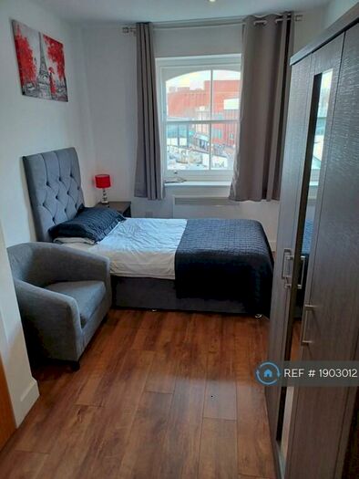 Studio To Rent In The Webberley, Stoke-On-Trent, ST1