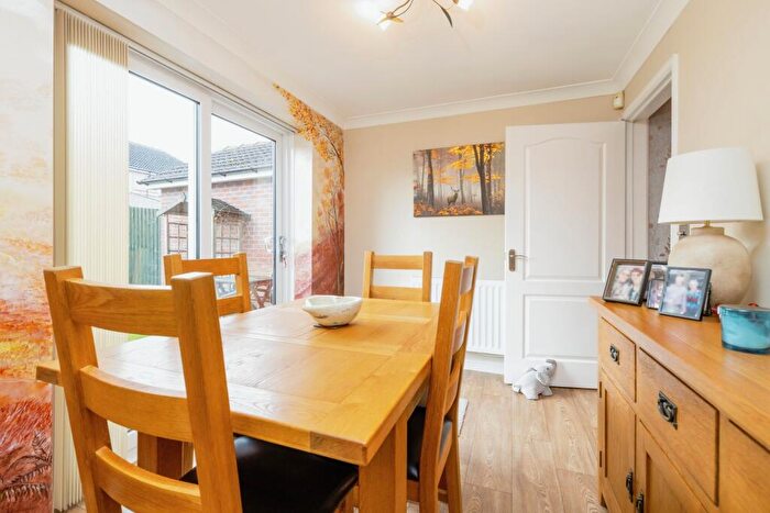 3 Bedroom Detached House For Sale In Cairns Way, Waddington, LN5