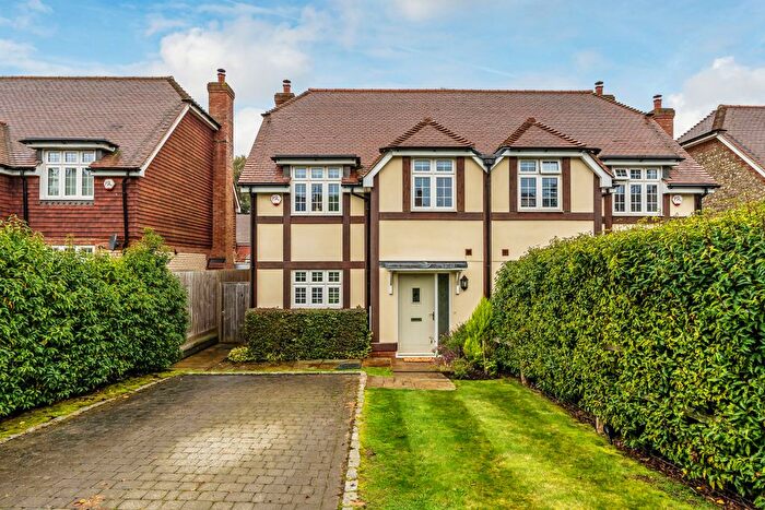 3 Bedroom Semi-Detached House For Sale In Stick Hill, Edenbridge, Kent, TN8