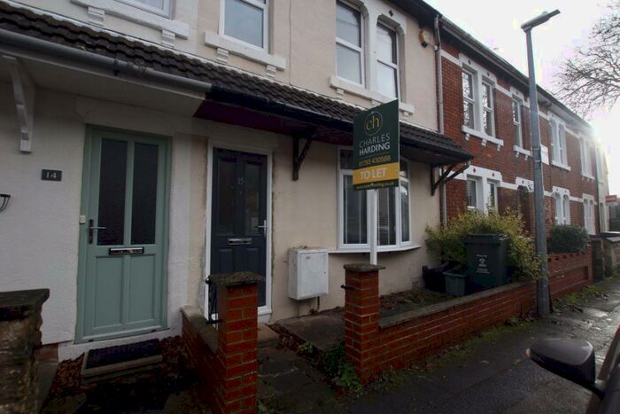 2 Bedroom House To Rent In Ripley Road, Old Town, SN1