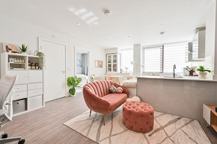 1 Bedroom Flat For Sale In Kymberley Road, Harrow, Harrow, HA1
