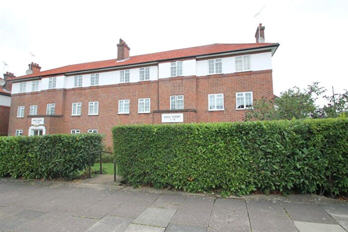 1 Bedroom Flat To Rent In Hale Court, Hale Lane, Edgware, Greater London, HA8