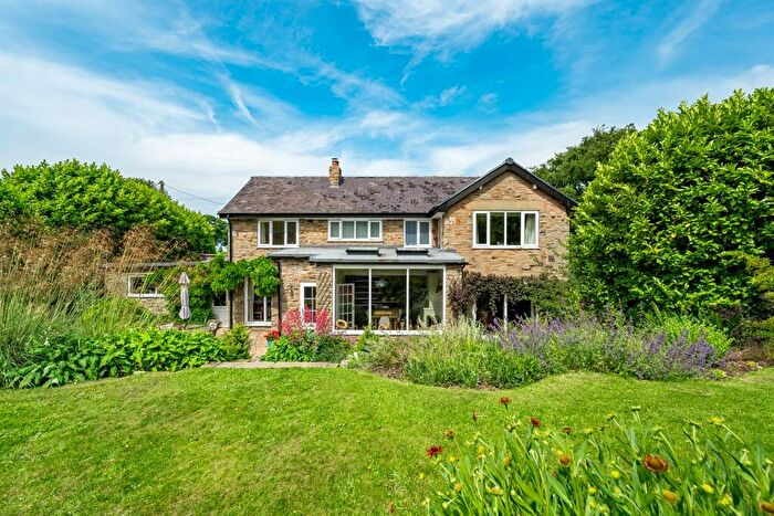 4 Bedroom Detached House For Sale In Whetmorhurst Lane, Mellor, Stockport, SK6