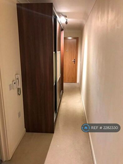 2 Bedroom Flat To Rent In City Walk Apartments, Birmingham, B1