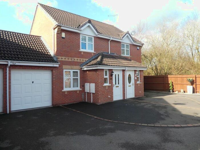 2 Bedroom Semi-Detached House To Rent In Moncreiff Drive, Stretton, Burton-On-Trent DE13
