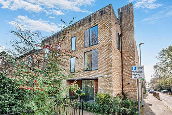 5 Bedroom End Terrace House For Sale In Morland Terrace, Brooklands Avenue, Cambridge, CB2