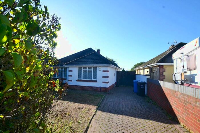 2 Bedroom Bungalow To Rent In Parkstone, BH12