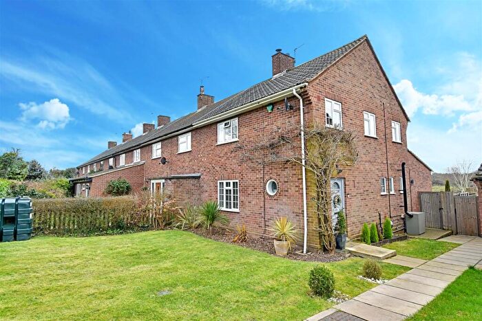 3 Bedroom End Of Terrace House For Sale In Willow Corner, Bayford, SG13