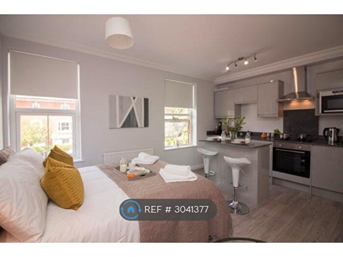 Studio To Rent In Helena House, Reading, RG1