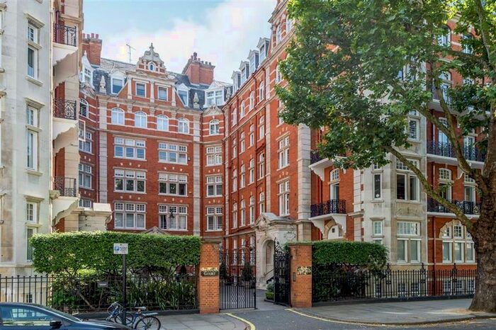 1 Bedroom Flat To Rent In Queen's Gate, London, SW7