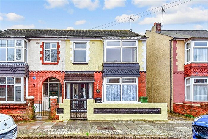 3 Bedroom Semi Detached House For Sale In Merrivale Road, Portsmouth, Hampshire, PO2