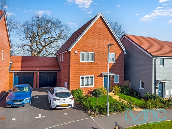 4 Bedroom Detached House For Sale In St. Johns Road, Goffs Oak, Waltham Cross, EN7