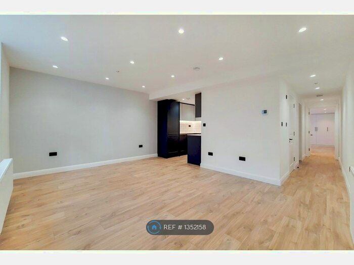 2 Bedroom Flat To Rent In Claverton Street, London, SW1V