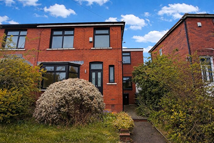 3 Bedroom Semi Detached House For Sale In Upholland Road, Billinge, Wigan, WN5