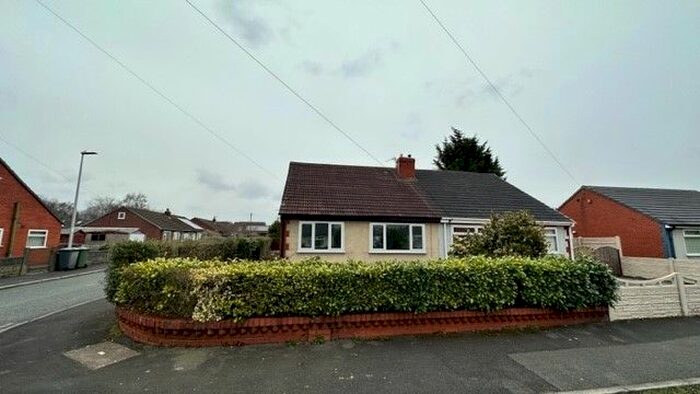 2 Bedroom Bungalow To Rent In Tewkesbury Road, Golborne, Warrington, Cheshire, WA3
