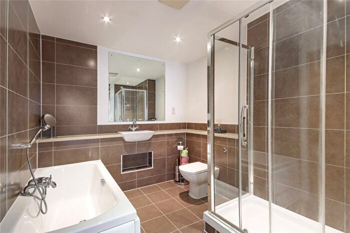 1 Bedroom Flat For Sale In Clarendon Road, Sevenoaks, Kent, TN13