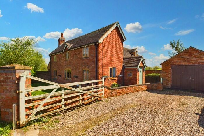 3 Bedroom Cottage For Sale In Twyford Road, Barrow-on-trent, DE73