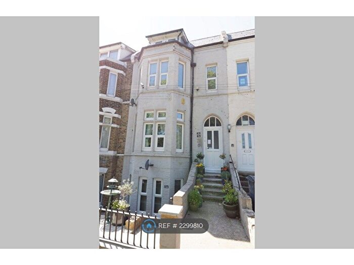2 Bedroom Maisonette To Rent In Priory Gate Road, Dover, CT17